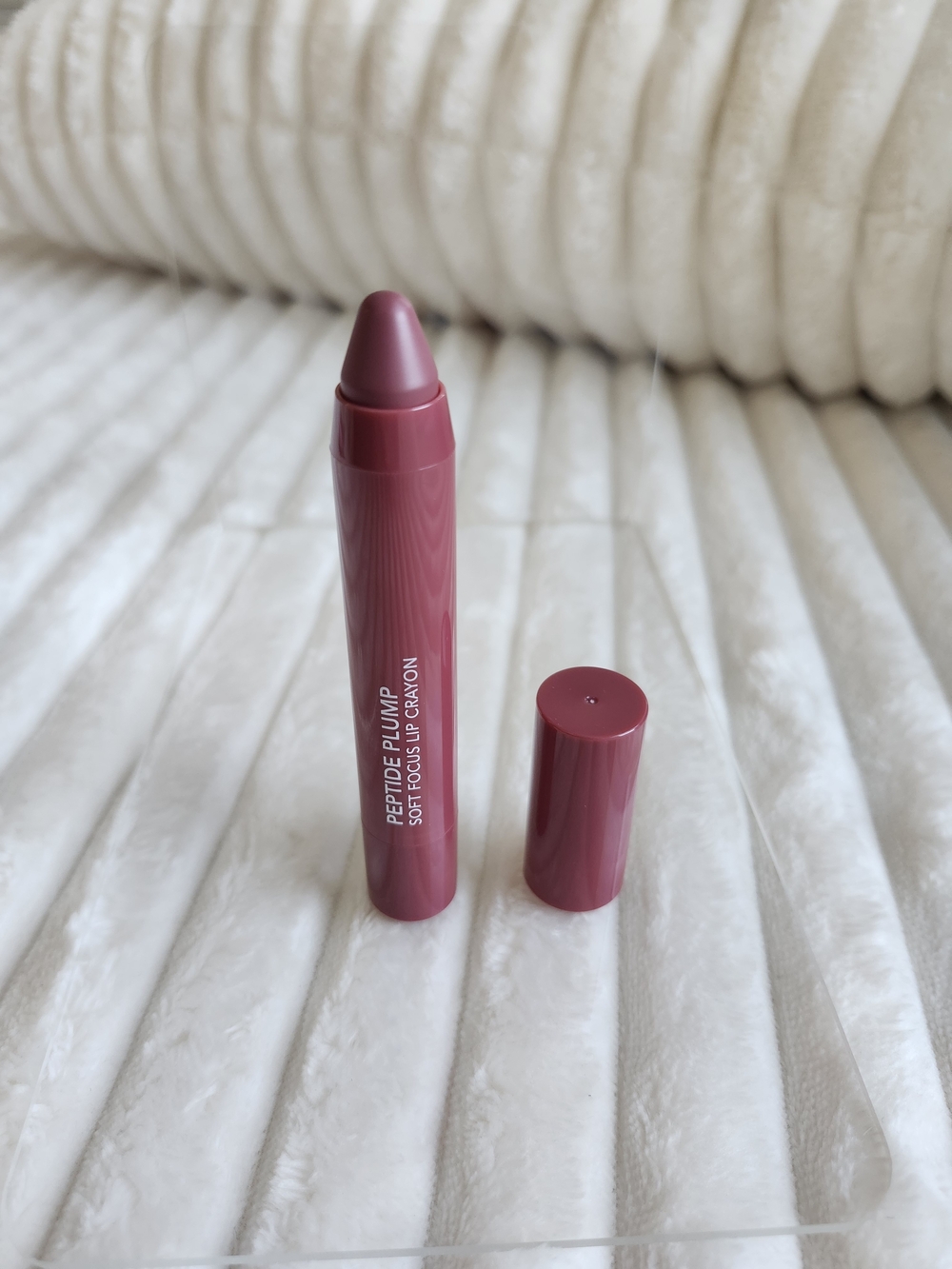 Doll 10 Peptide Plump Soft Focus Lip Crayon in shade Sea La Vie. 0.11 oz / 3.2 g